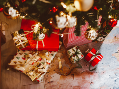 Money Tips to make your holidays Merry & Bright!